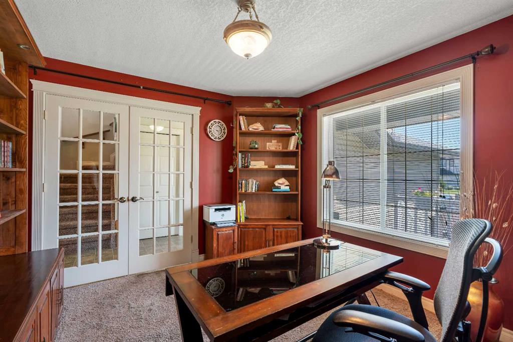 Picture for 84 Willowbrook Crescent NW