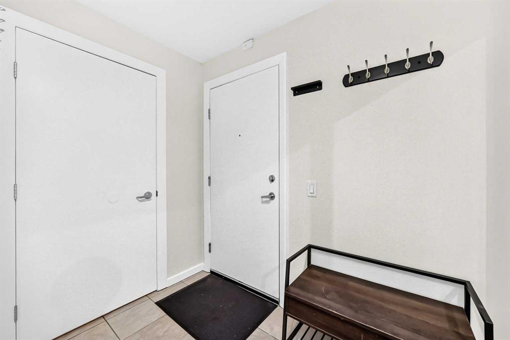 Picture for 1402, 1410 1 Street SE