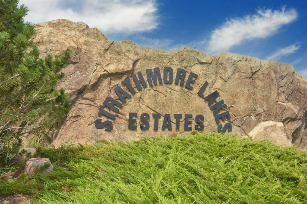 Picture for 33 Strathmore Lakes Bay 