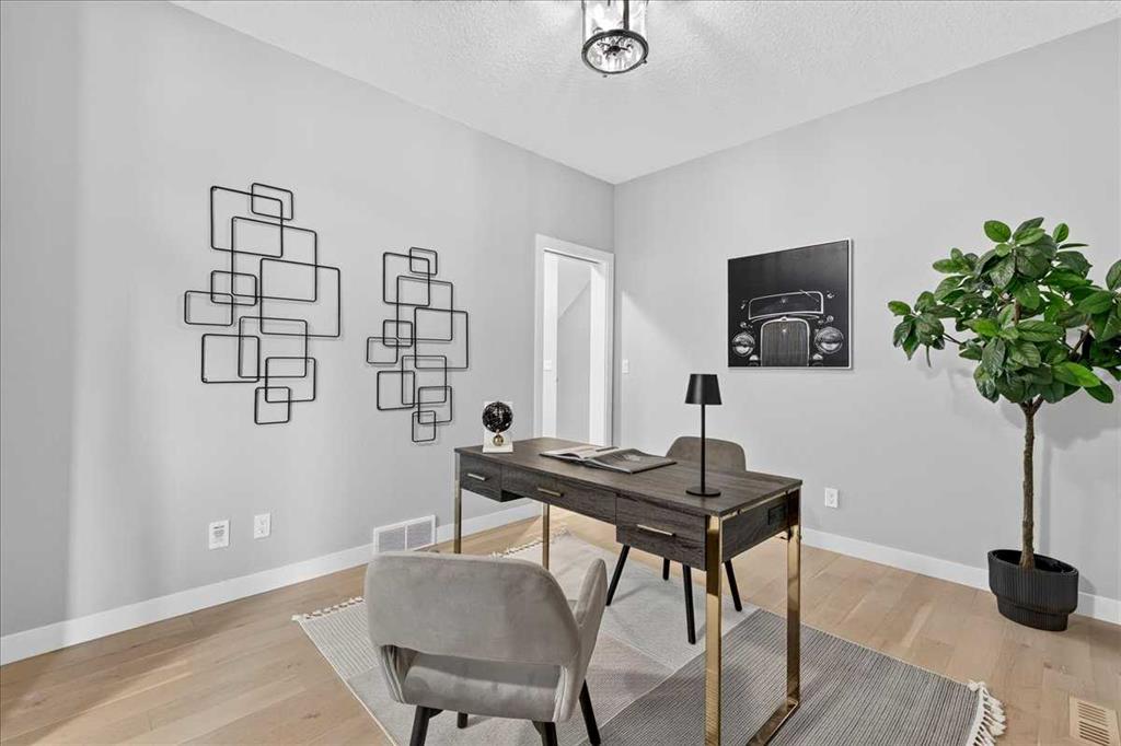 Picture for 137 Cranbrook Cove SE
