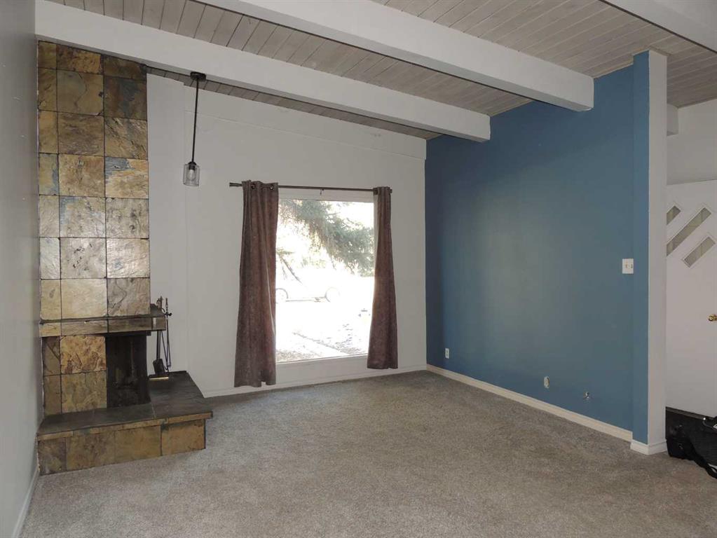 Picture for 2713 Canmore Road NW