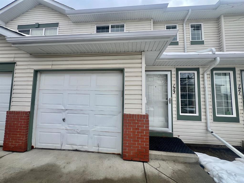 Picture for 123 Country Hills Villas NW