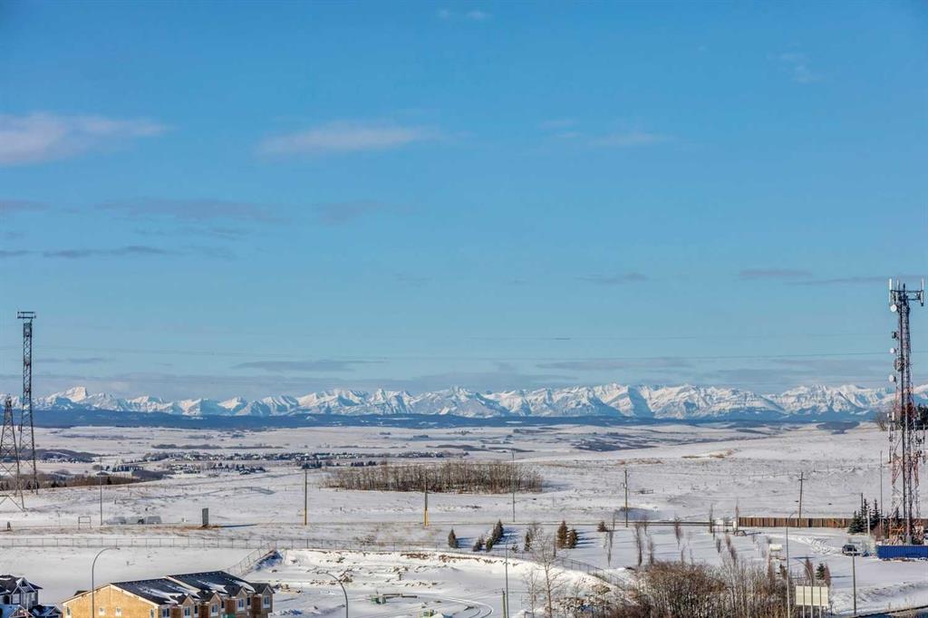 Picture for 14, 133 Rockyledge View NW