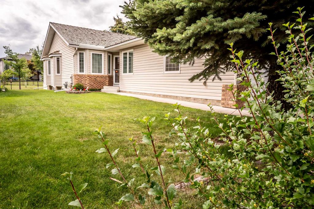 Picture for 601 Riverside Drive NW