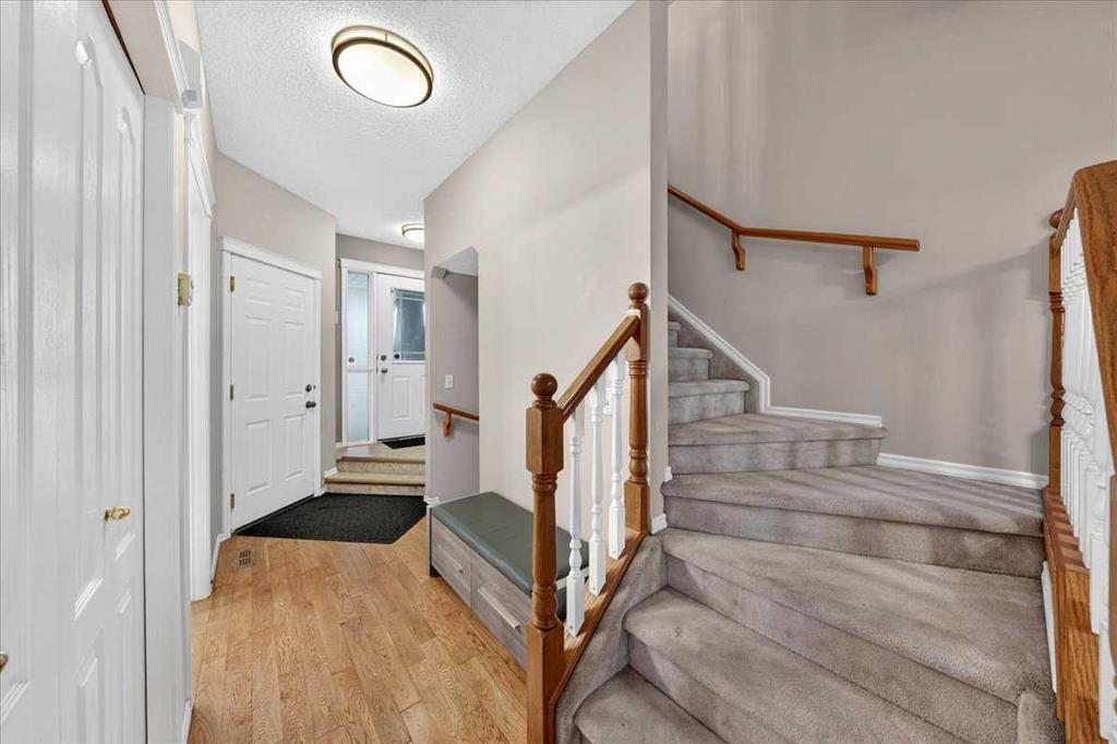 Picture for 17 Edgeridge Terrace NW