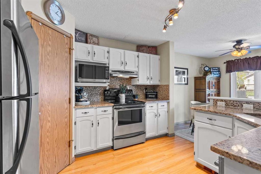 Picture for 158 Saratoga Close NE