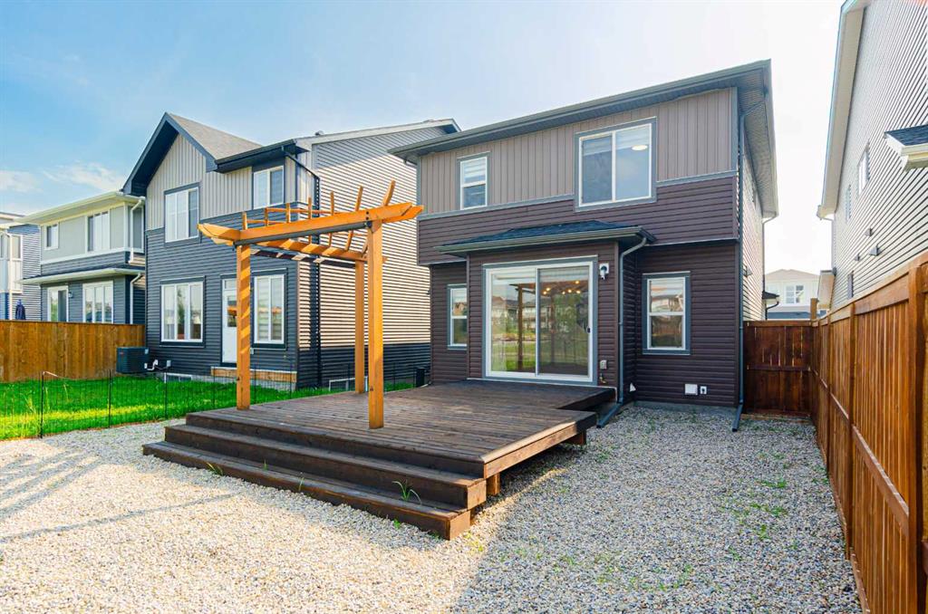 Picture for 293 Carringsby Way NW