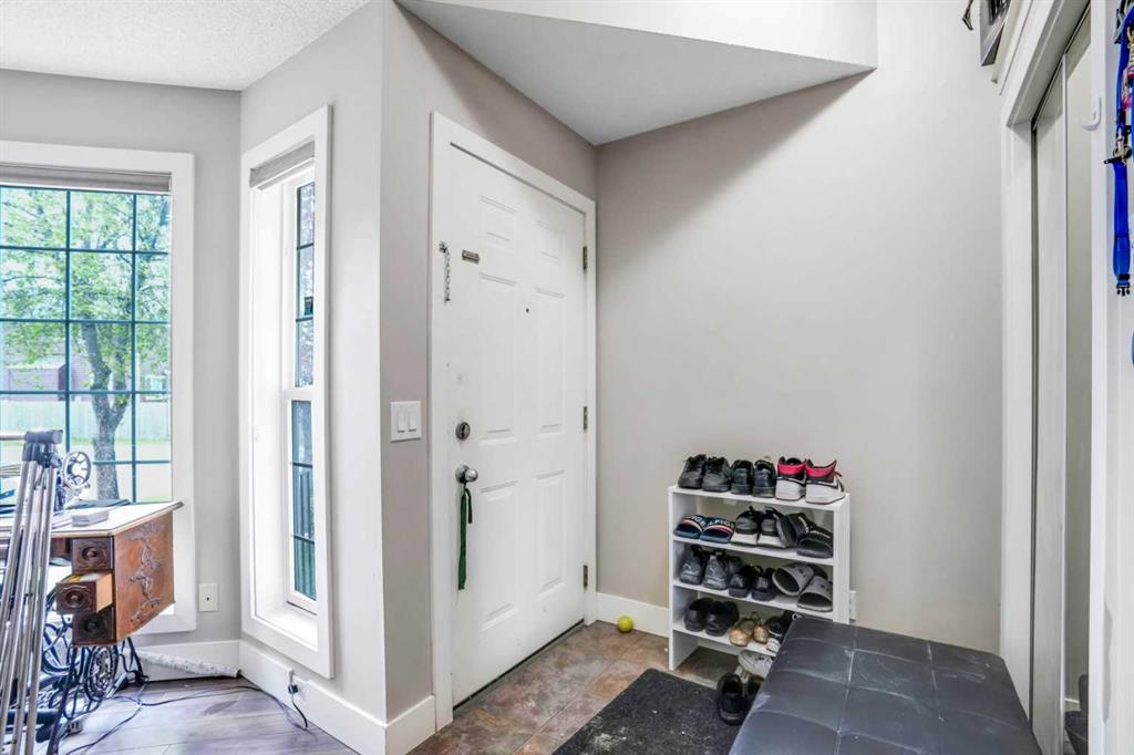 Picture for 6216 Taralea Park NE