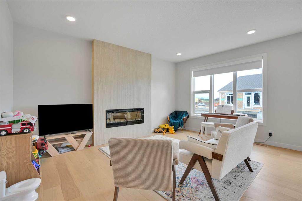 Picture for 101 Wolf Hollow Terrace SE