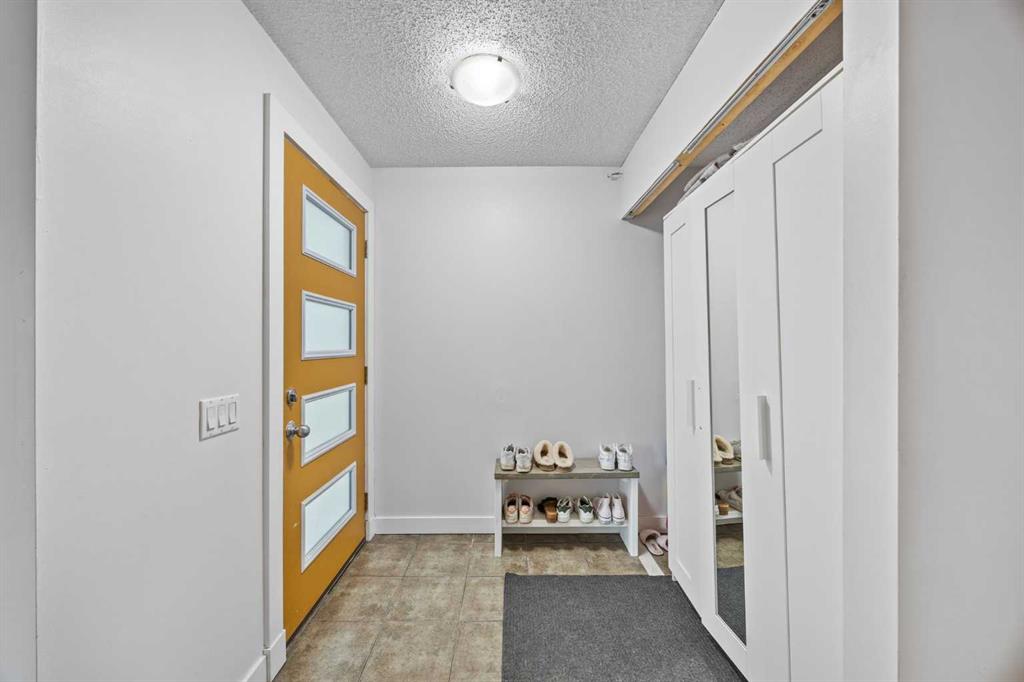 Picture for 2320 woodview Drive SW