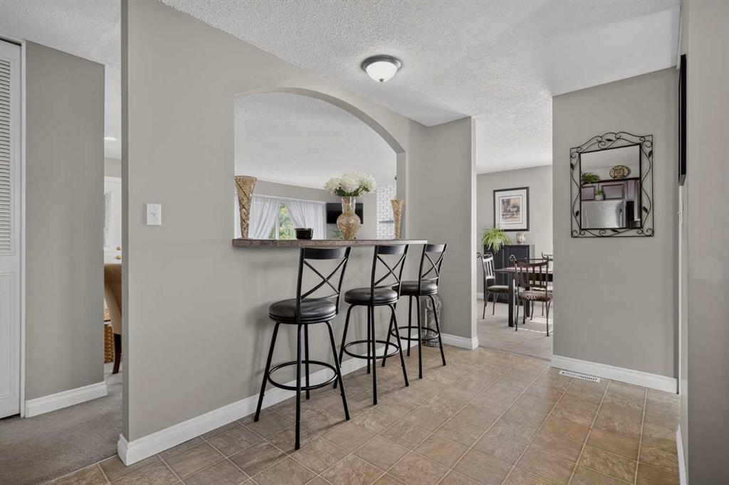 Picture for 131 Cedarpark Drive SW
