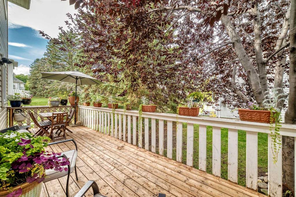 Picture for 555 Killarney Glen Court SW