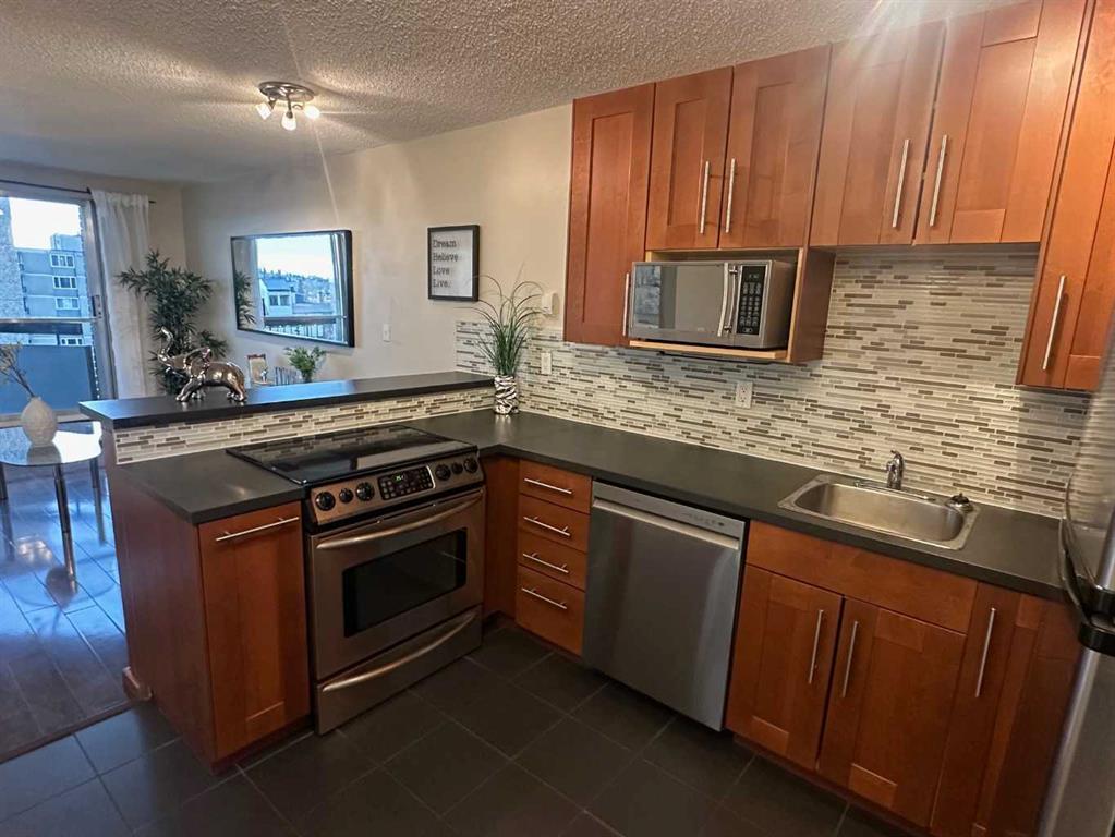 Picture for 511, 340 14 Avenue SW