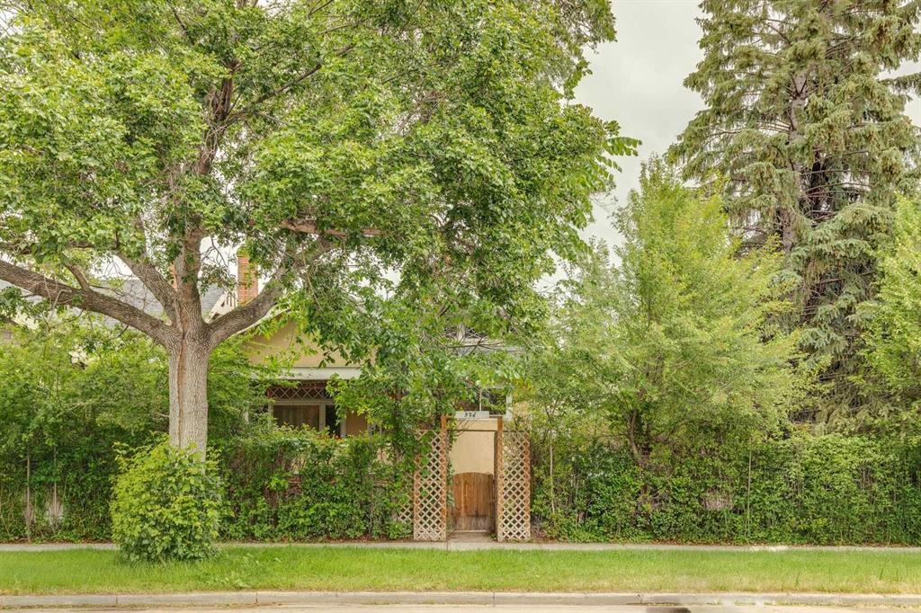 Picture for 506 38 Avenue SW