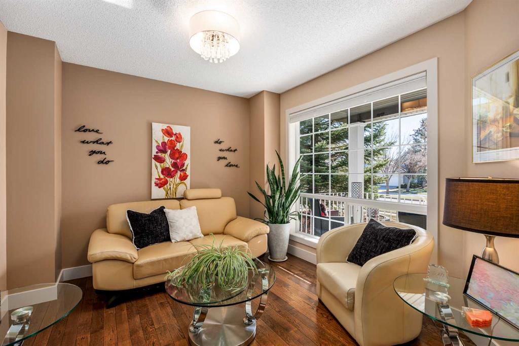 Picture for 15 Valley Brook Circle NW