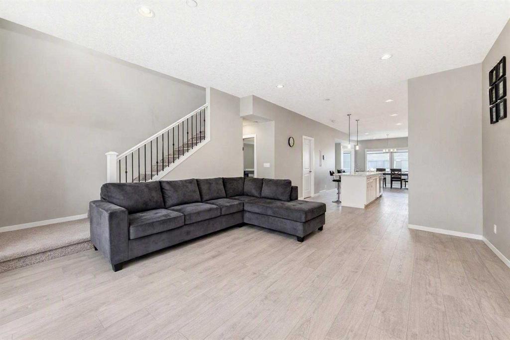 Picture for 140 Howse Avenue NE