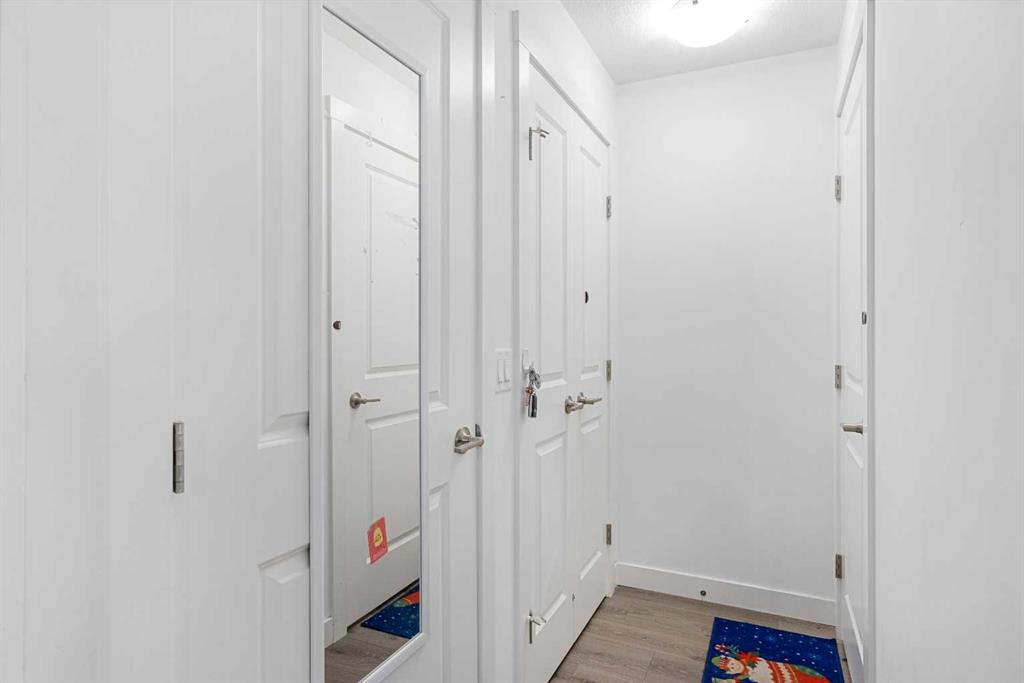 Picture for 238 Livingston Common NE