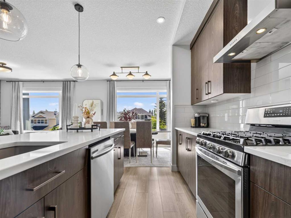 Picture for 307 Royal Elm Road NW
