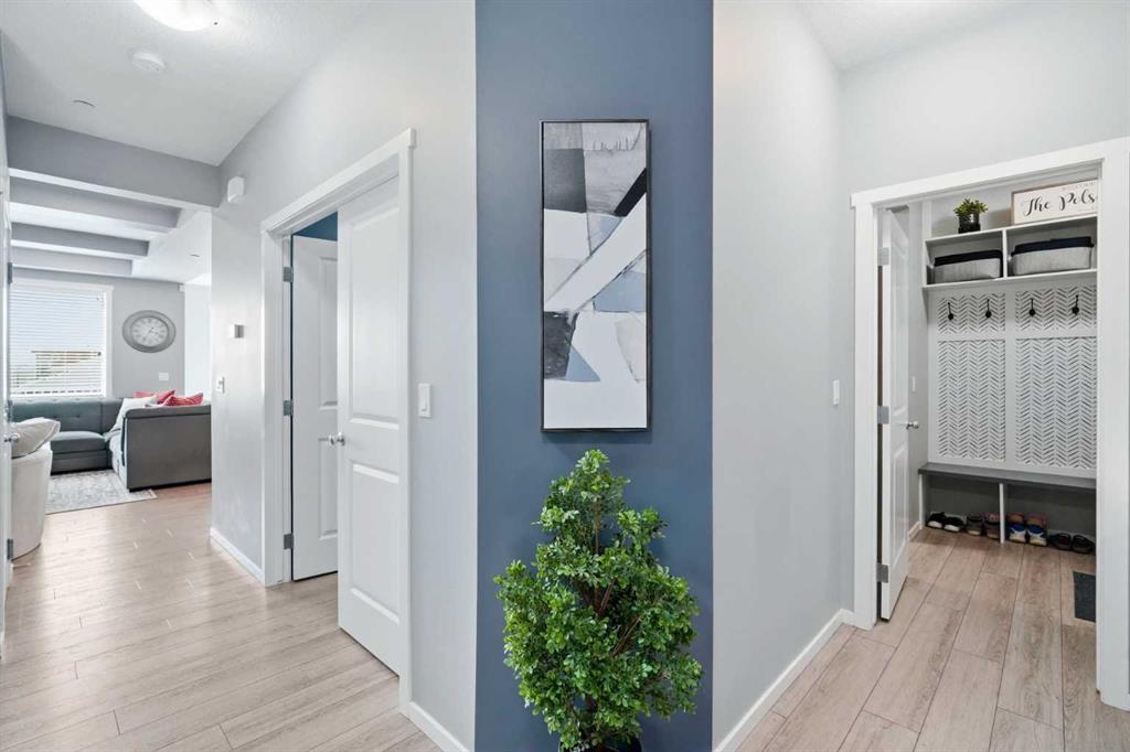 Picture for 206 Lucas Crescent NW