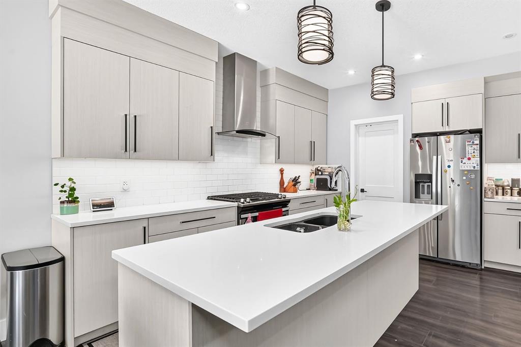 Picture for 86 Carringvue Manor NW