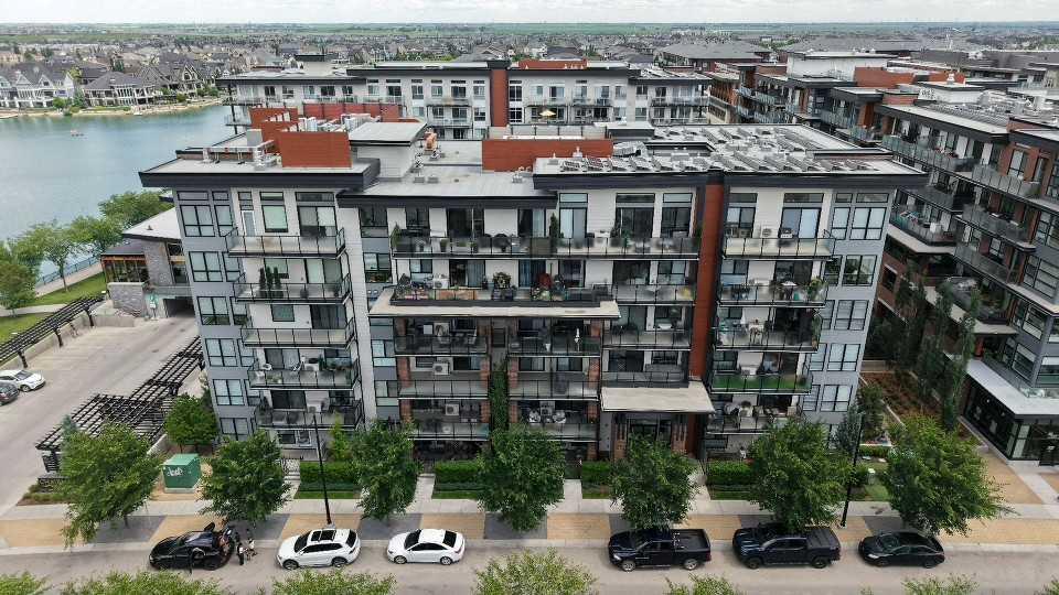 Picture for 105, 2231 Mahogany Boulevard SE