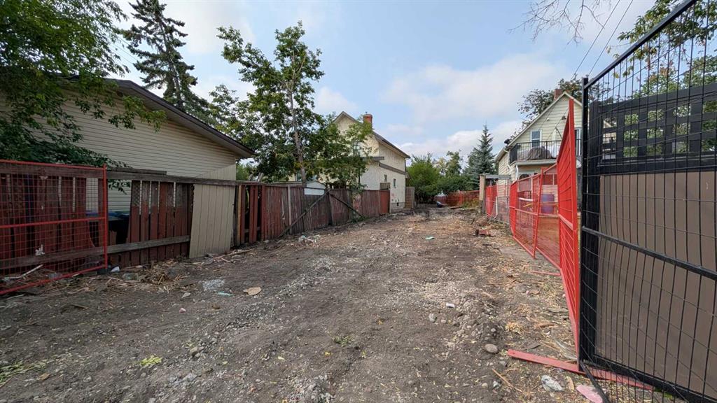 Picture for 2916 17 Street SE