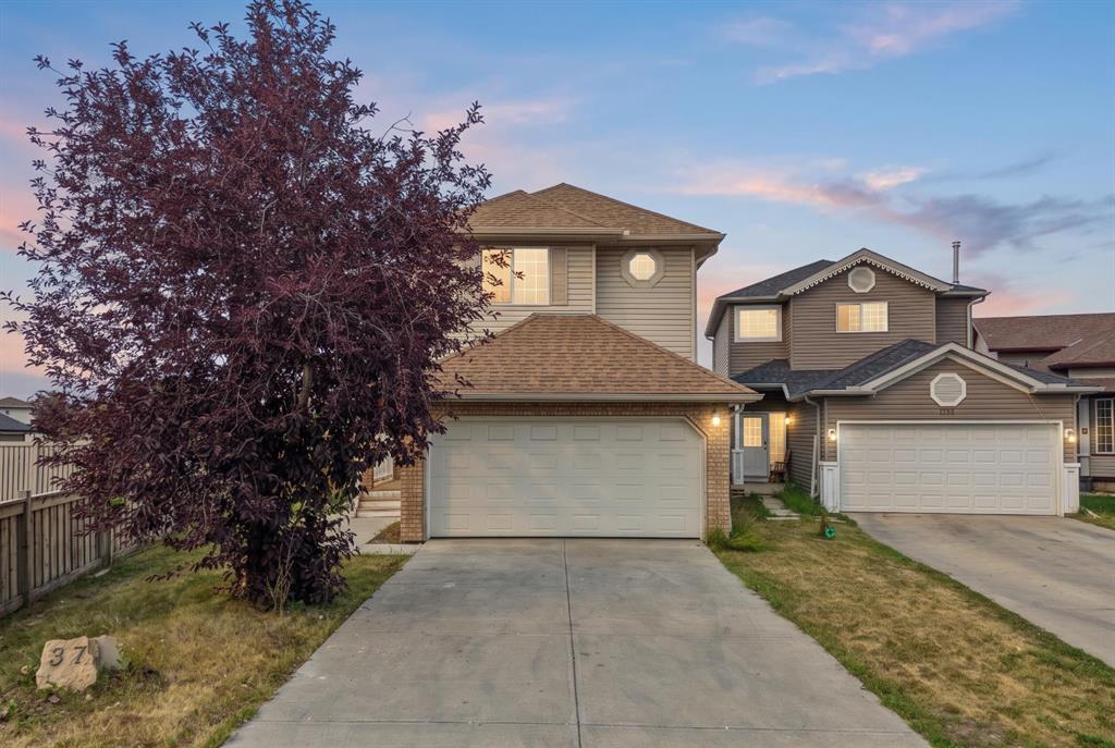 Picture for 187 Martinvalley Crescent NE