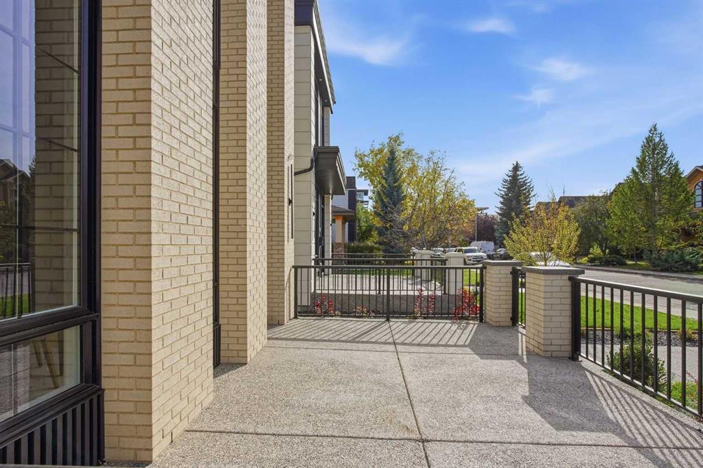 Picture for 224 18A Street NW