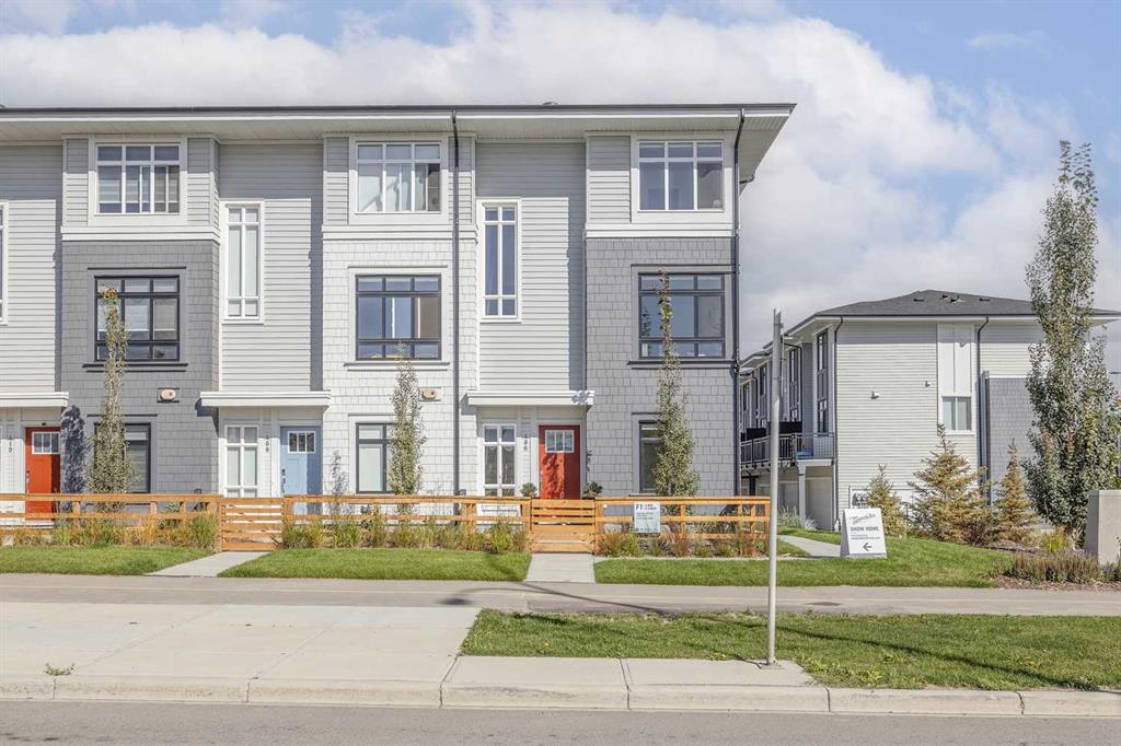 Picture for 213, 857 Belmont Drive SW