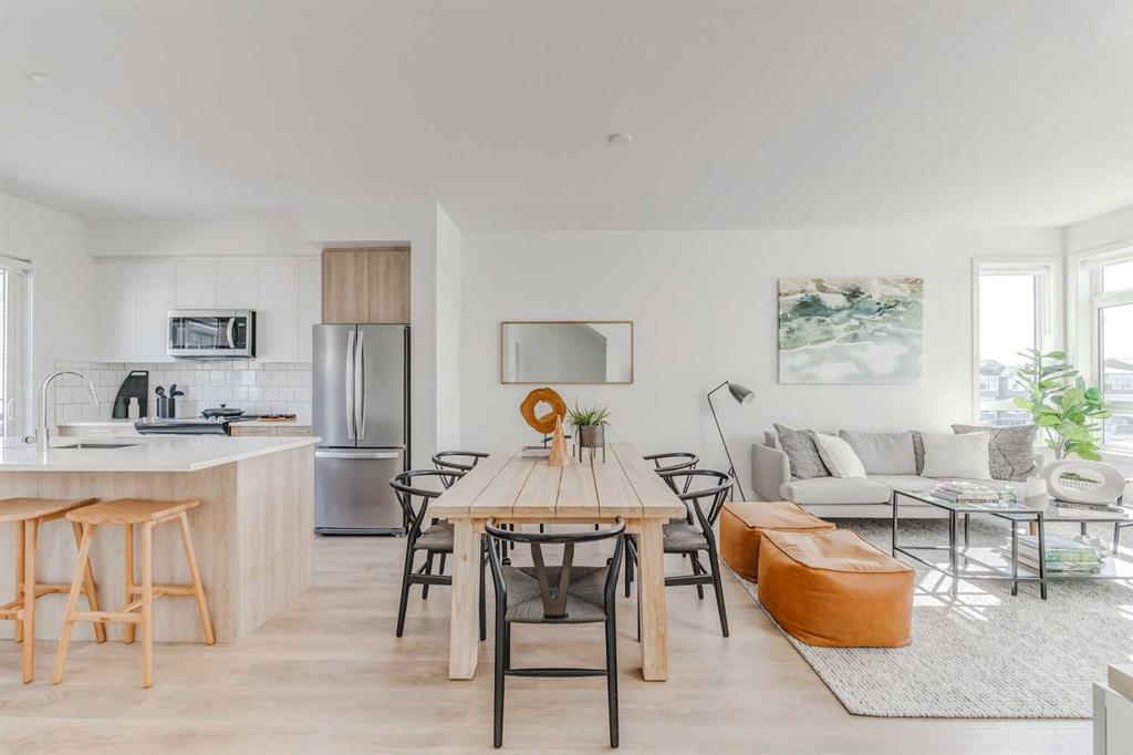 Picture for 213, 857 Belmont Drive SW