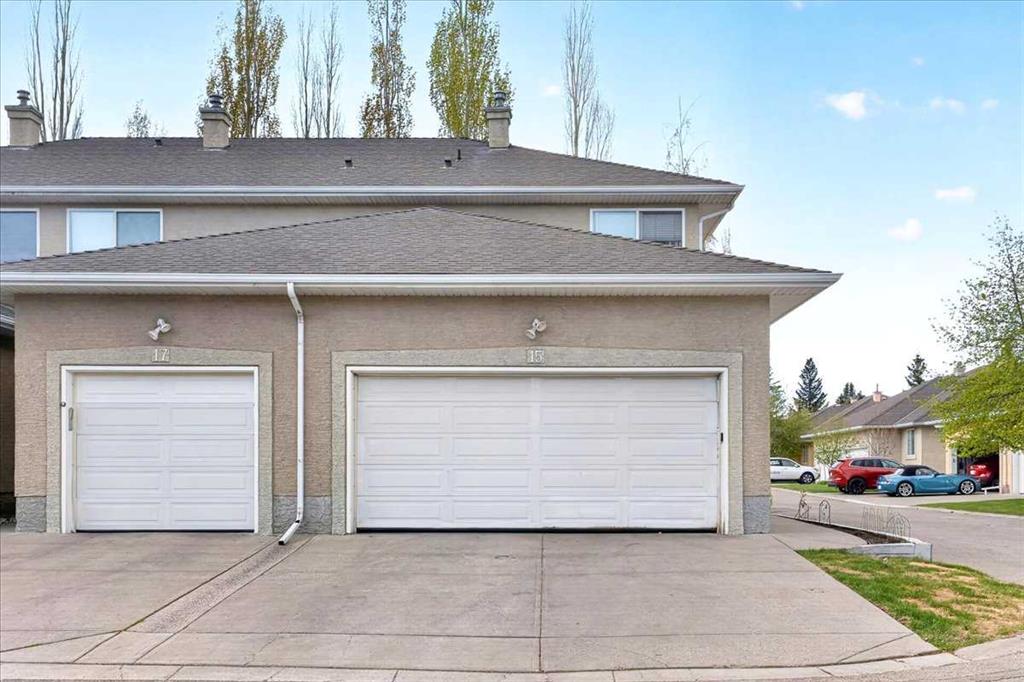 Picture for 15 Cedarview Mews SW