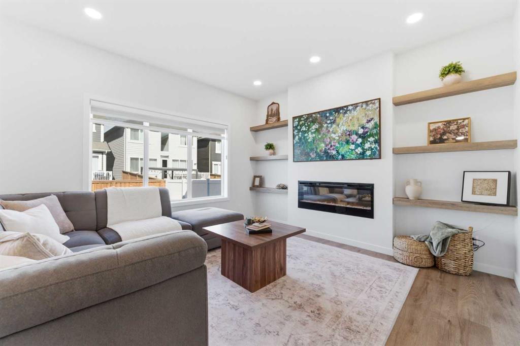 Picture for 71 Magnolia Court SE