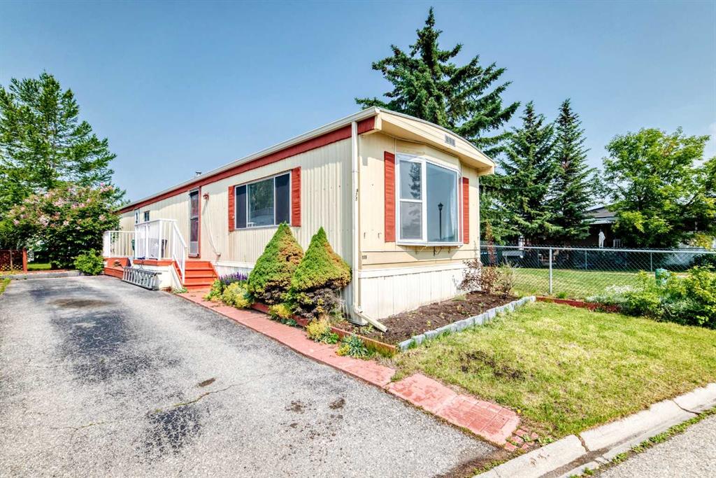 Picture for 175, 99 Arbour Lake Road NW