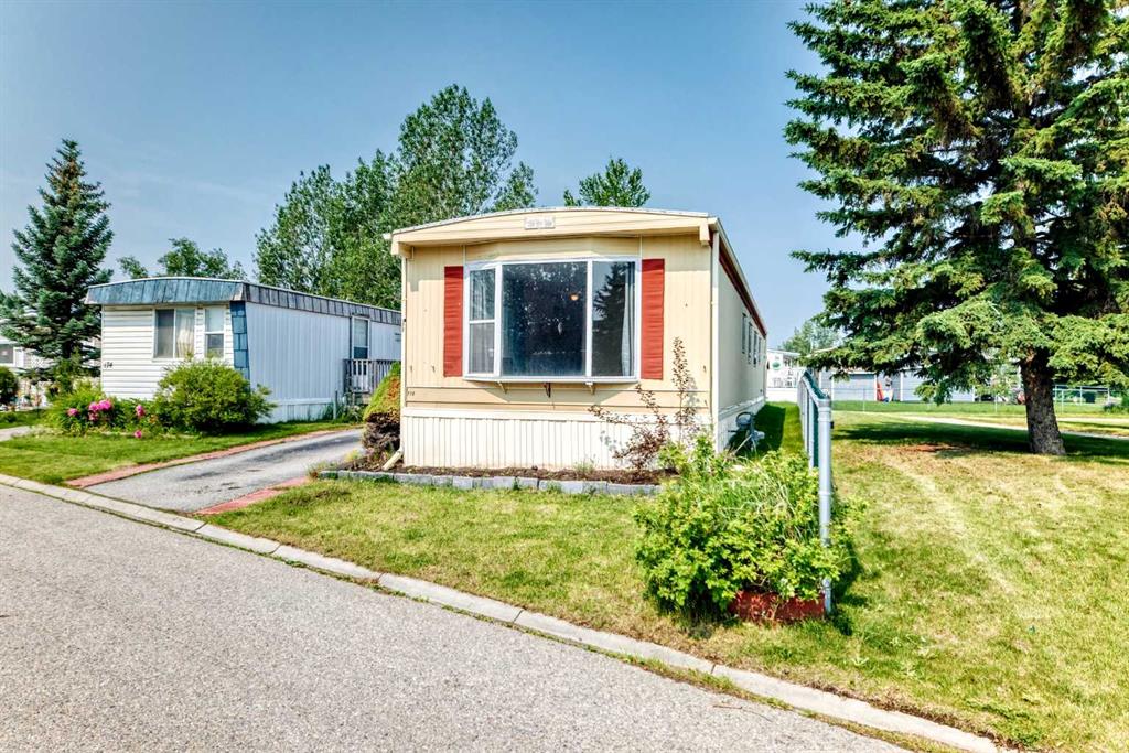 Picture for 175, 99 Arbour Lake Road NW
