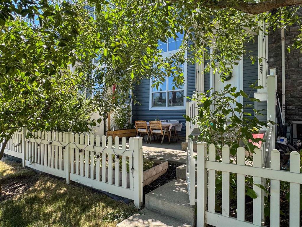Picture for 457 Elgin Gardens SE