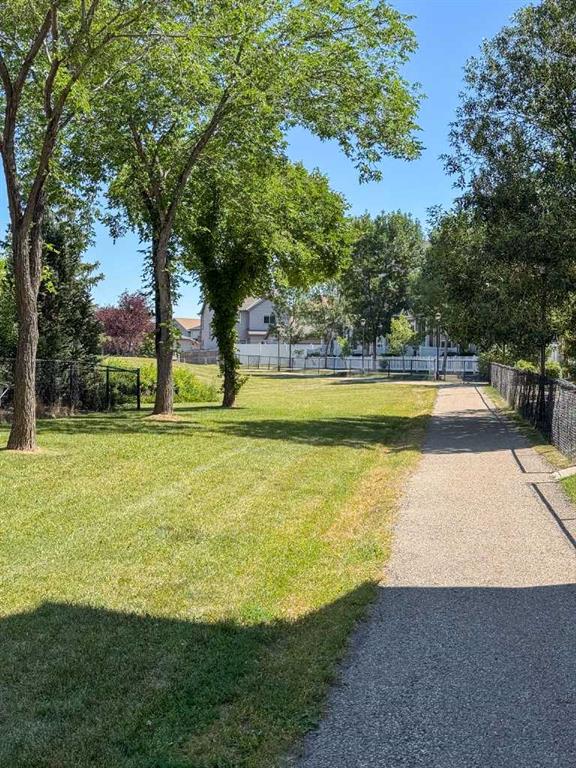Picture for 457 Elgin Gardens SE