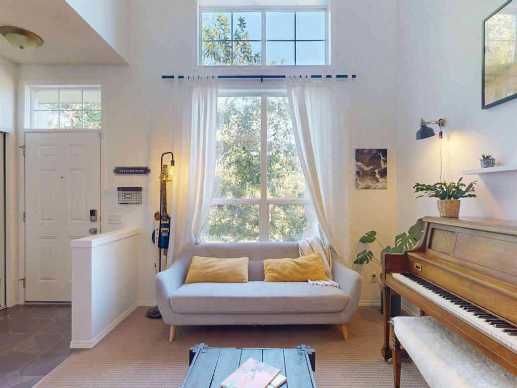 Picture for 457 Elgin Gardens SE