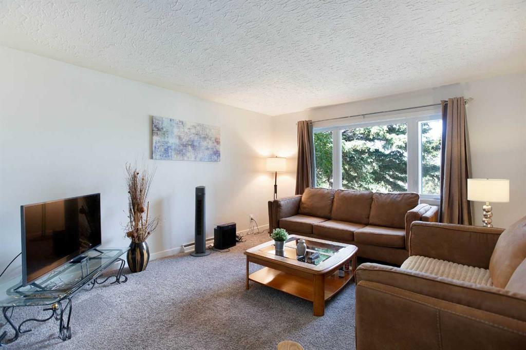Picture for 3222/3224 14 Street NW