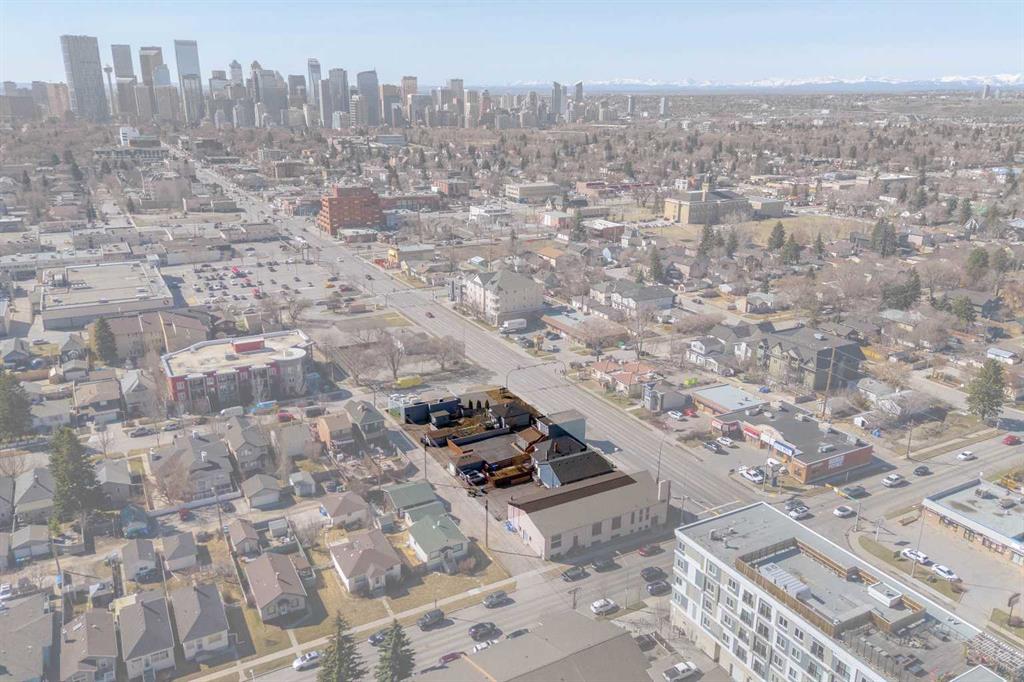 Picture for 2004-2018 Centre Street NE