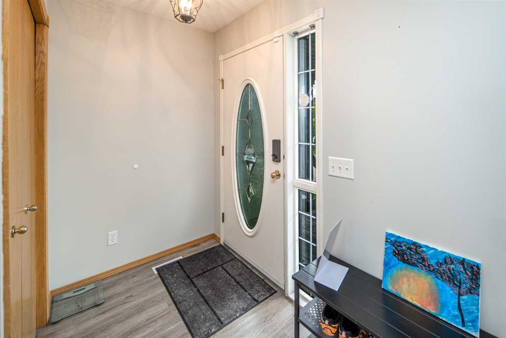 Picture for 170 Arbour Grove Close NW