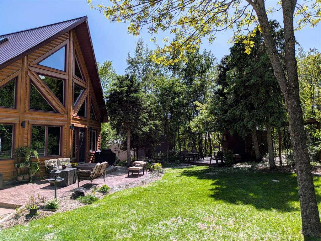 Picture for 105, 433042 Range Road 221  