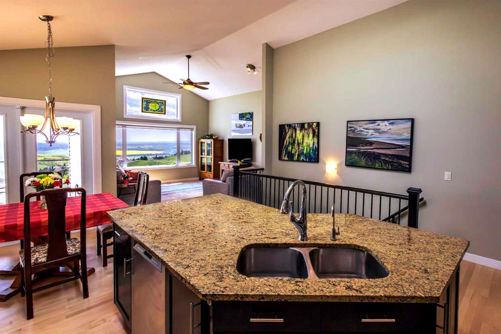 Picture for 39 Glenvista Place 