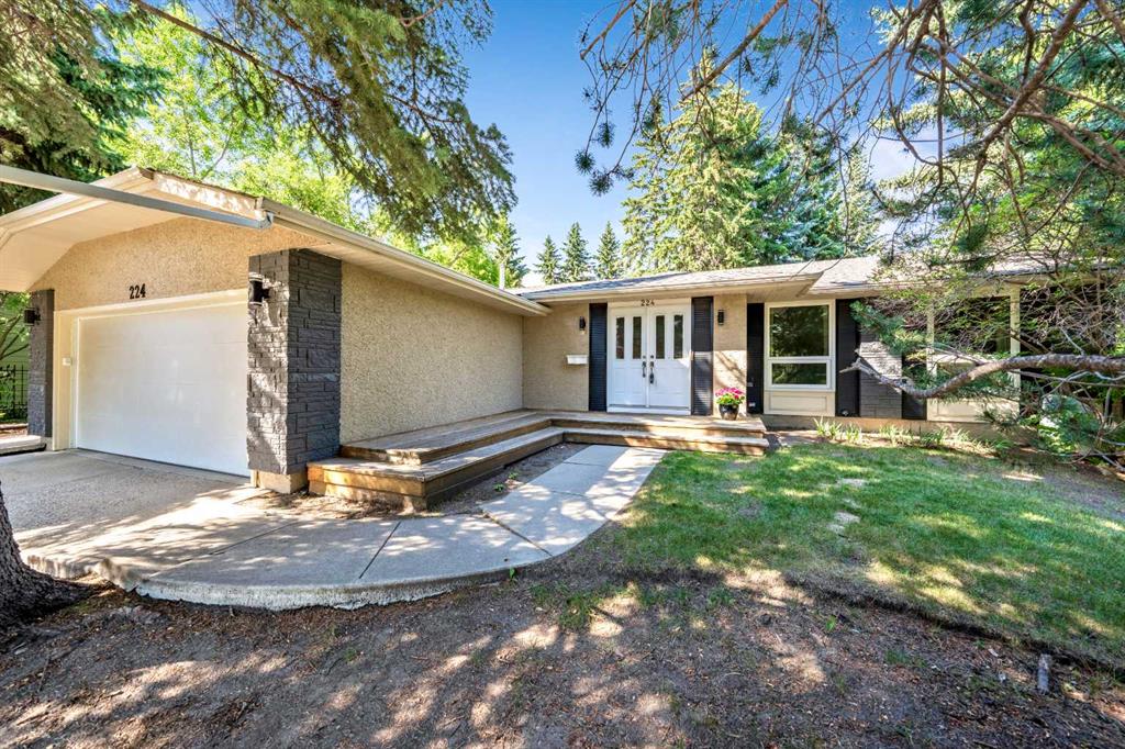 Picture for 224 Varsity Crescent NW