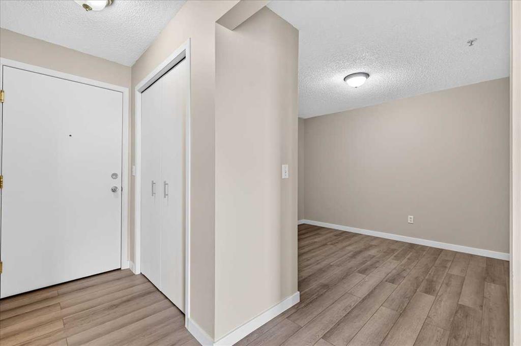 Picture for 212, 1717 60 Street SE