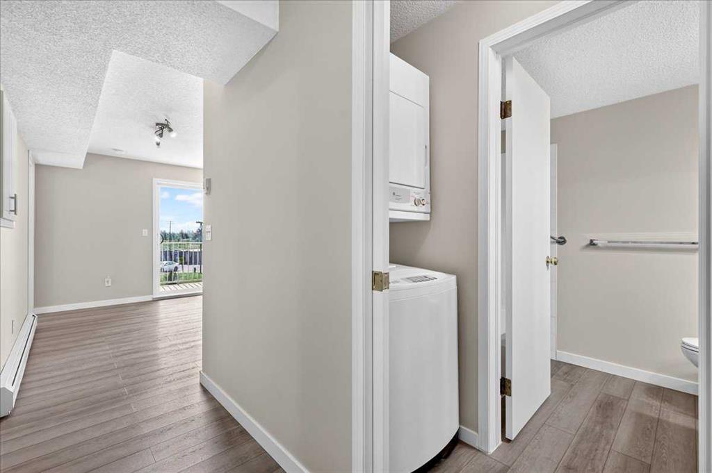 Picture for 212, 1717 60 Street SE