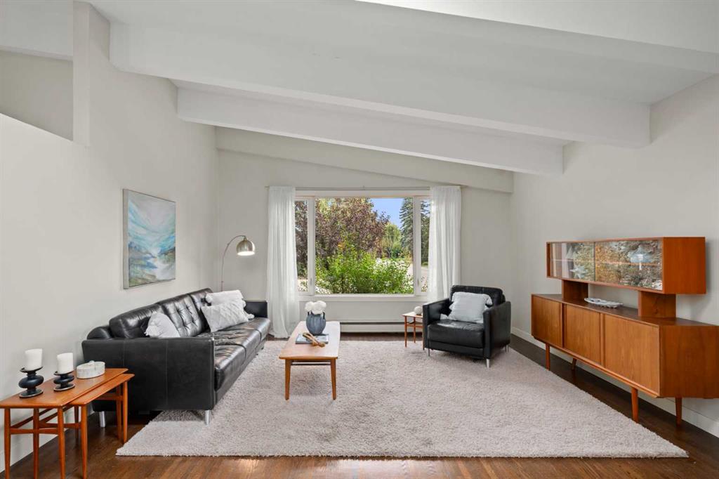 Picture for 92 Chinook Drive SW