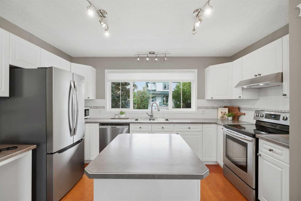 Picture for 54 Tuscany Valley Heights NW