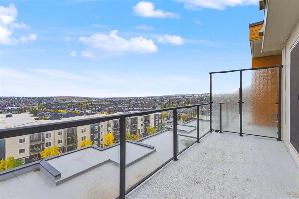 Picture for 801, 10 Kincora Glen Park NW