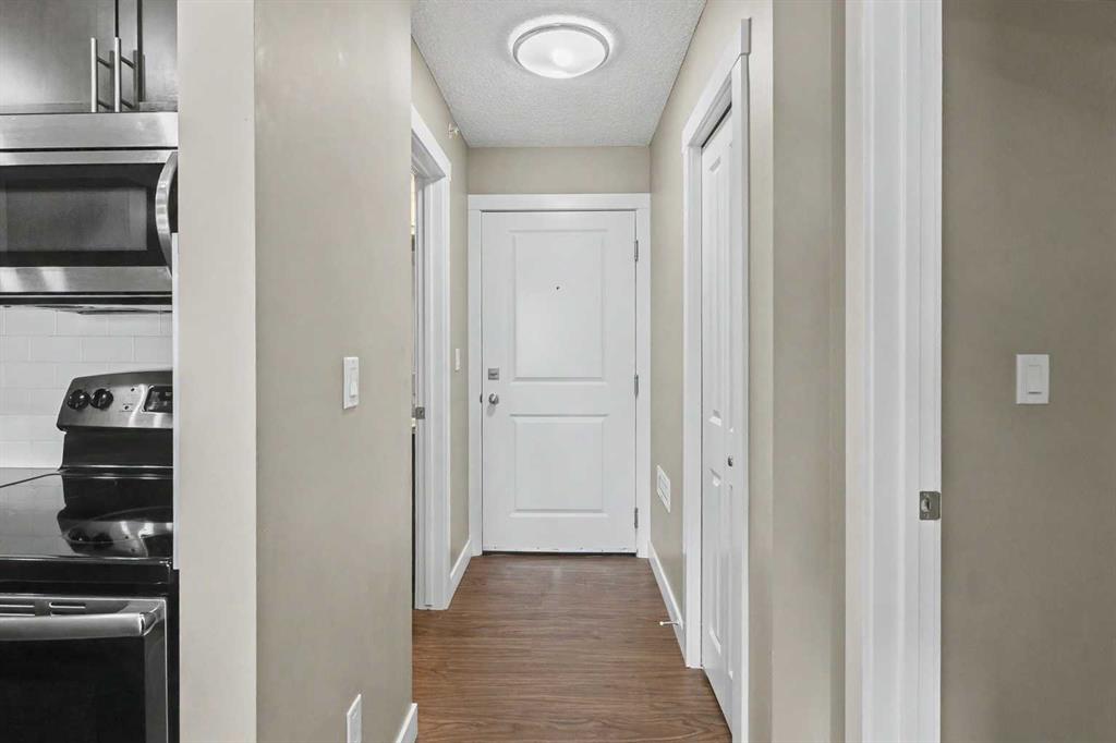 Picture for 801, 10 Kincora Glen Park NW