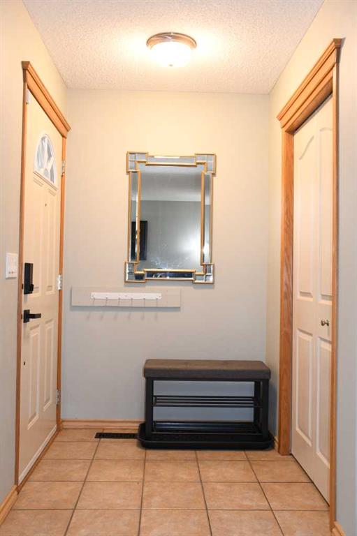 Picture for 66 Cramond Circle SE